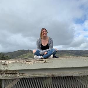 Meet your Posher, Laura